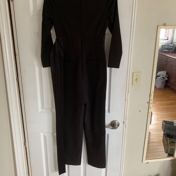 NWOT never worn ASOS Low Cut Tuxedo Style Jumpsuit, Size 2 - Picture 6 of 9